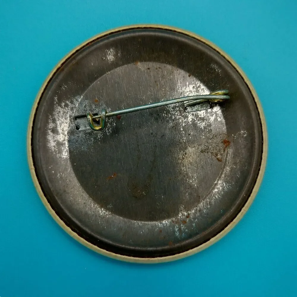 BES Basic Education Skills Erie PA Vintage Pin Button Pinback